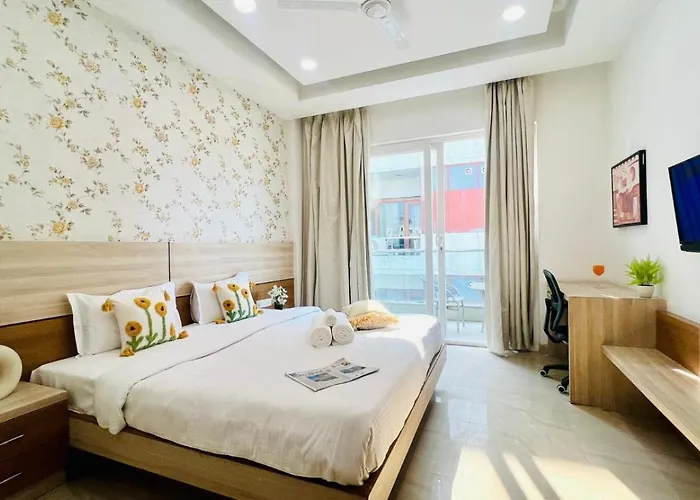 Olive Service Apartments - Medanta Medicity