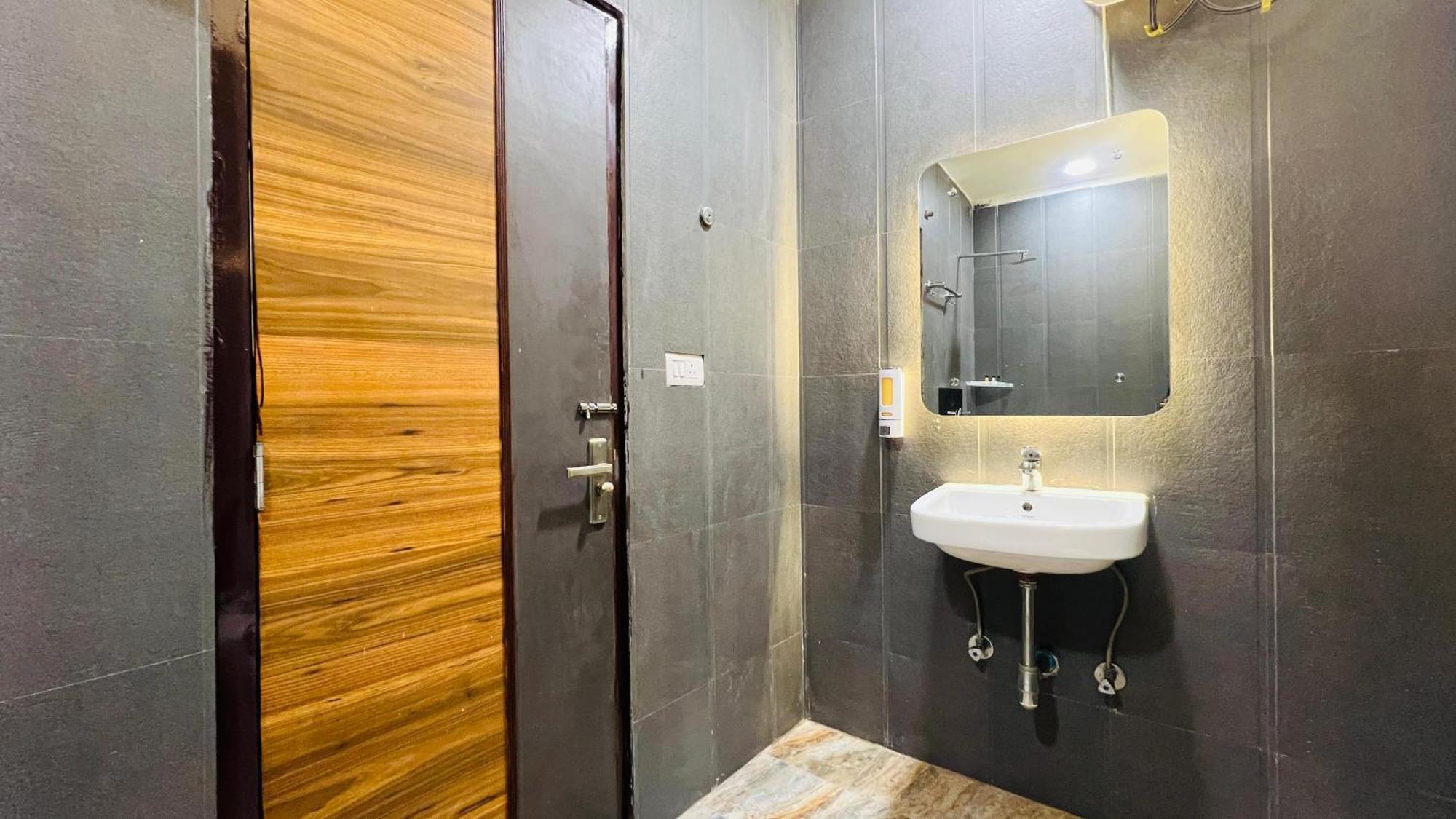 Olive Service - Medanta Medicity Apartment *
